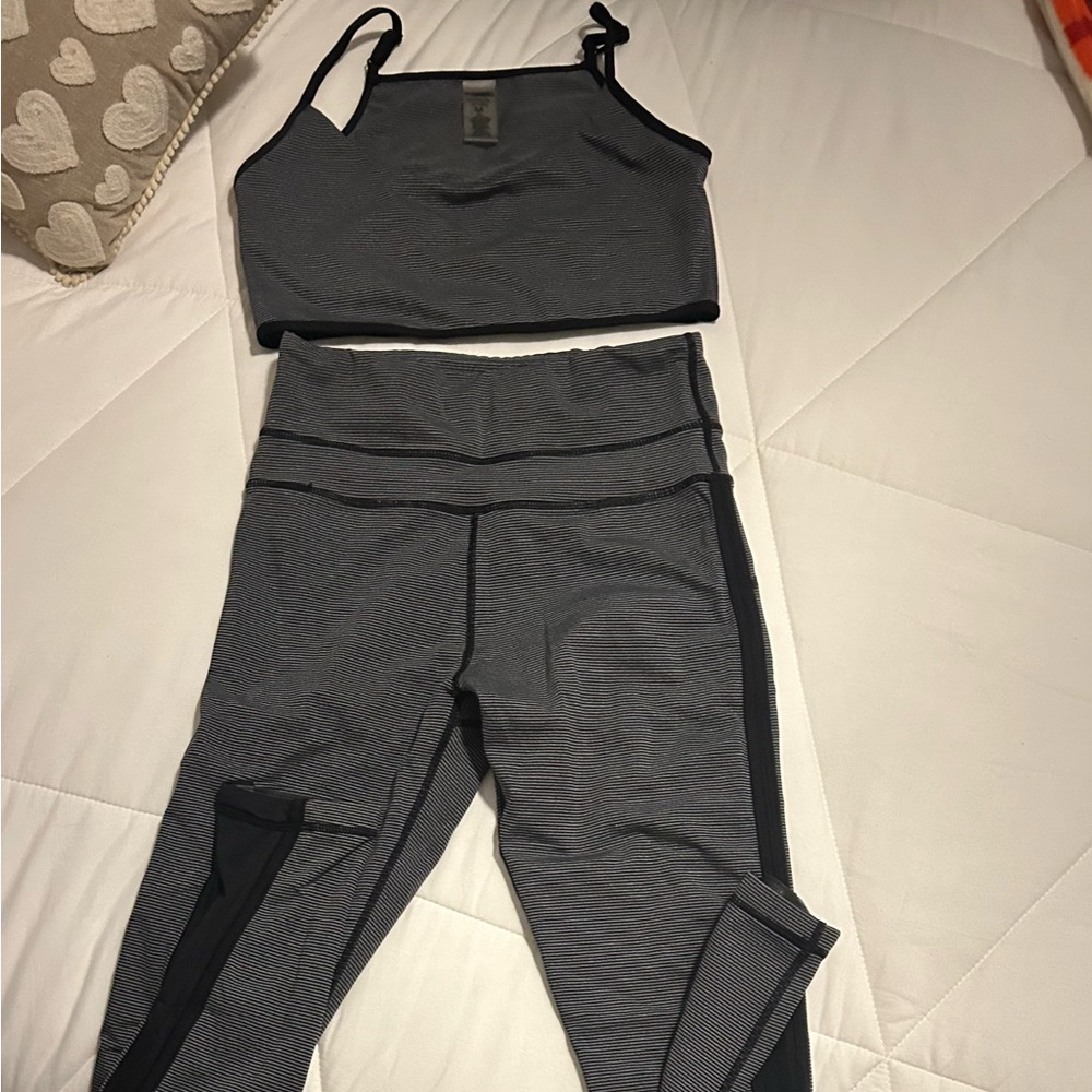 Kittenish Charcoal and Black Women's Leggings